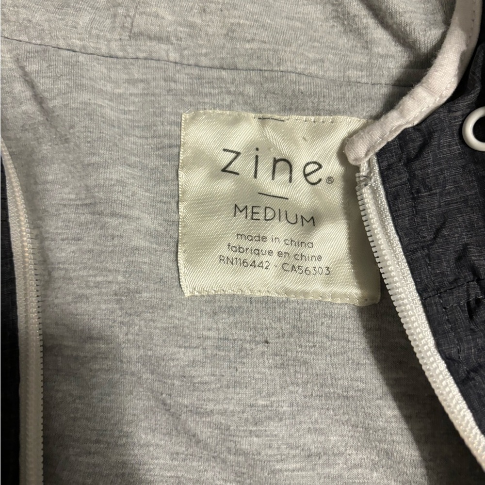 Zine Clothing Gray and Black Jacket - Picture 2 of 9